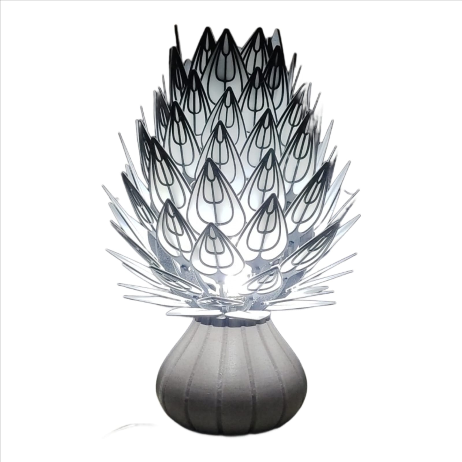 Elegant 3D-Printed Leaves Vase Décor – 41cm | Modern Home & Office Art Piece - Image 2